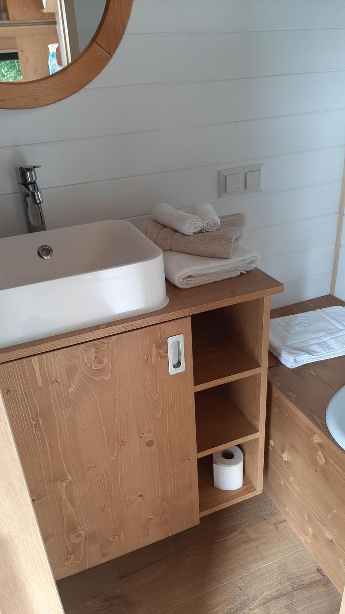 Tiny Gaumaise - Tiny House A Saint-Leger מראה חיצוני תמונה